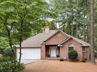 16 Cedar Ln, Pinehurst, NC 28374
