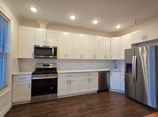 373 Danforth Ave #A201, Jersey City, NJ 07305
