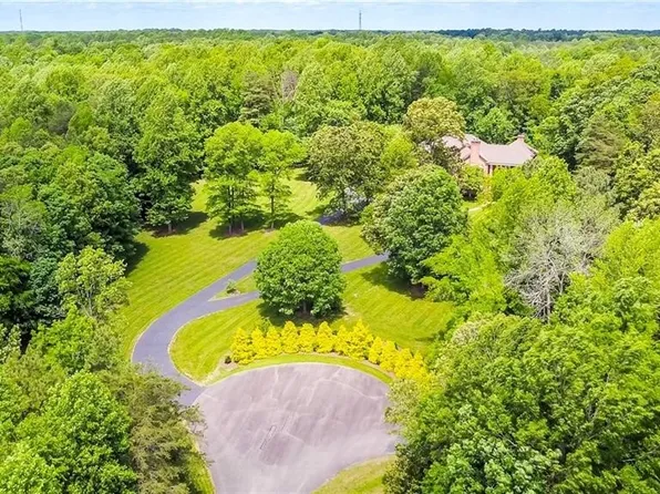 16460 W Crescent Ln, Montpelier, VA 23192