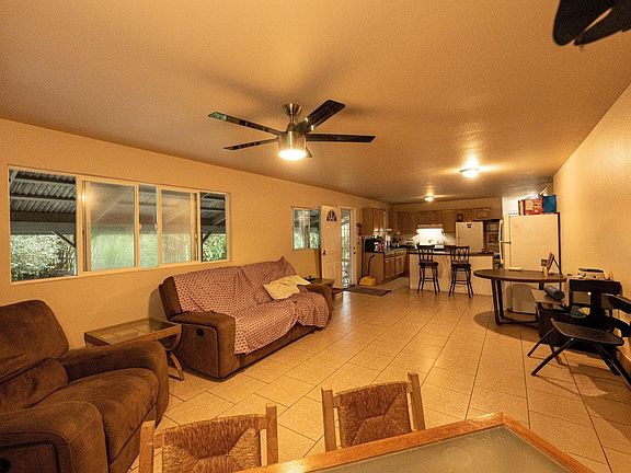 4th image of 15-1432 13th Ave