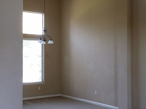 3rd image of 1000 Waterford Dr