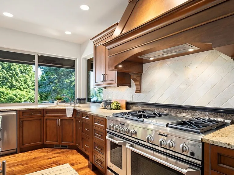 8798 Wood Duck Way — Photo 17