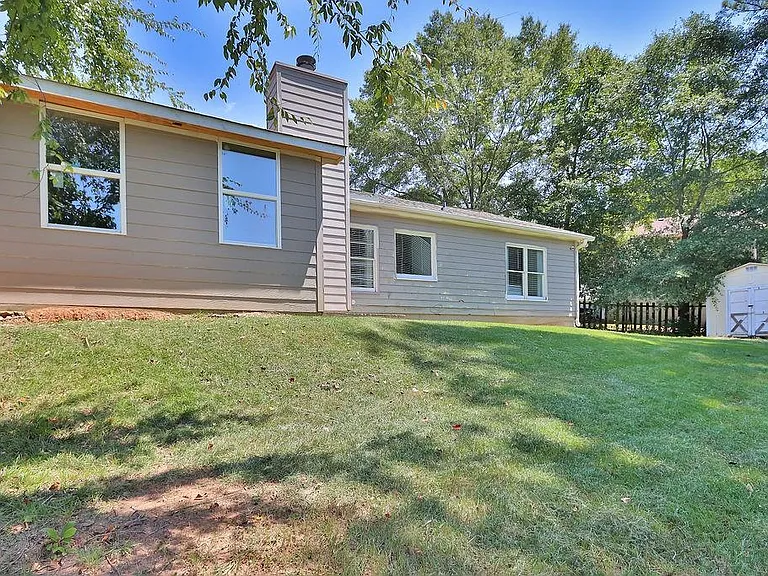 2348 Planters Cove Dr — Photo 17