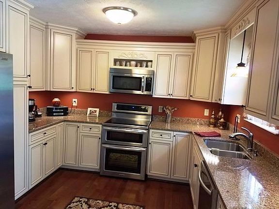 5th image of 4911 Kleeman Green Dr
