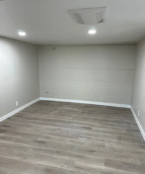 544 S Donovan St #B — Photo 15