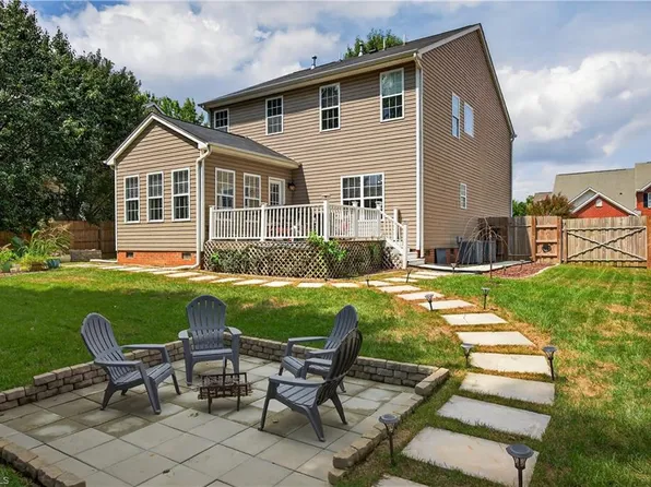 112 Eva Dr, Gibsonville, NC 27249