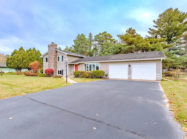 803 Edgewater Dr, Merrill, WI 54452