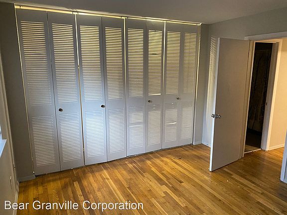 3rd image of 636 S Allen Ave #4110844