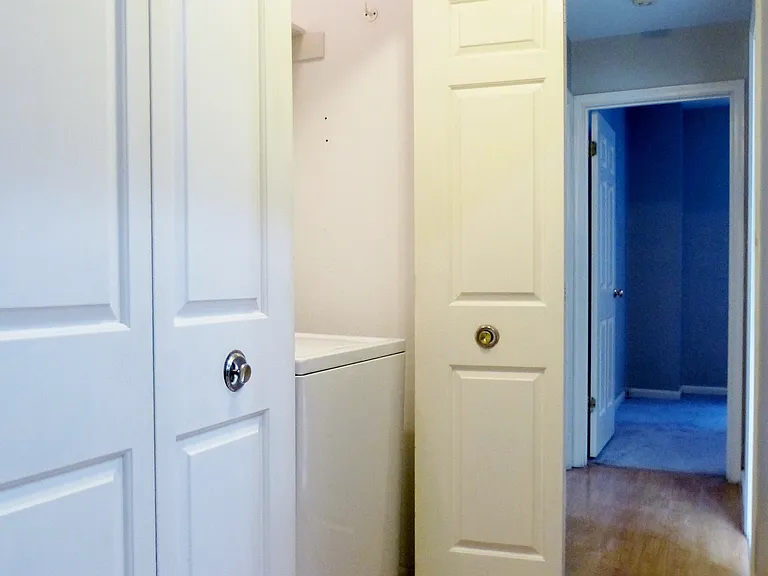 200 E West St #1 — Photo 12