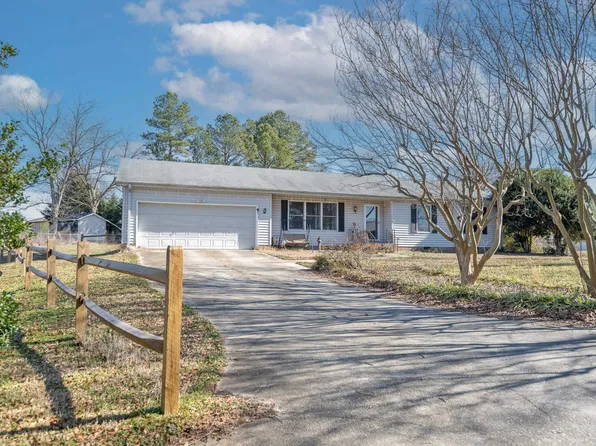 98 Wildrose Ln, Greenville, SC 29617