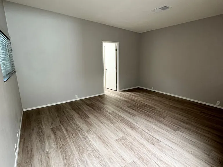 1503 Brown Dr — Photo 18