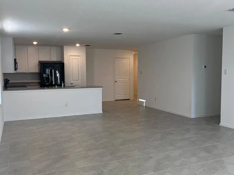 427 Ashbrook Way — Photo 4