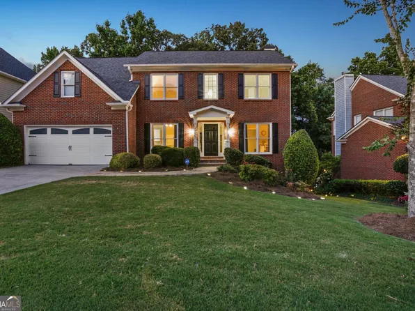 6115 Georgetown Park Dr, Norcross, GA 30071