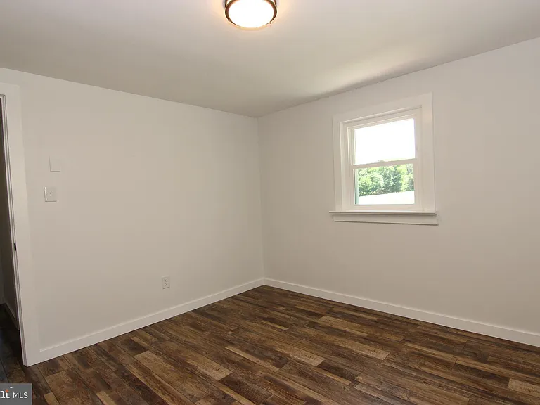 151 Dogwood Dr — Photo 5