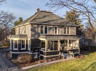 256 Chicago Rd, Oswego, IL 60543