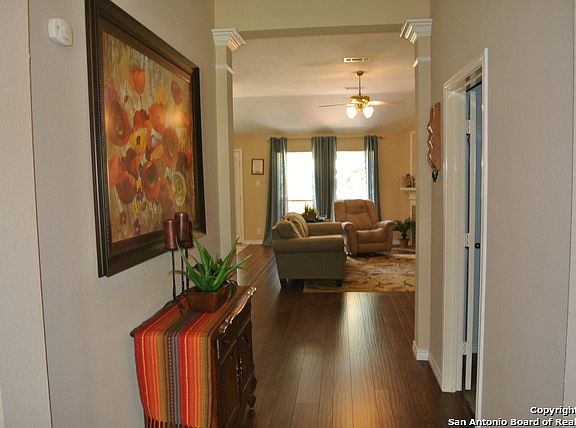 4th image of 11318 Fair Hollow Dr