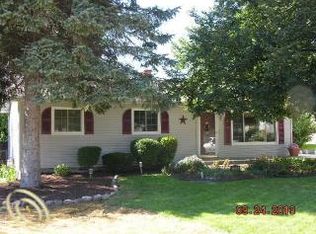 330 Scott St, South Lyon, MI 48178