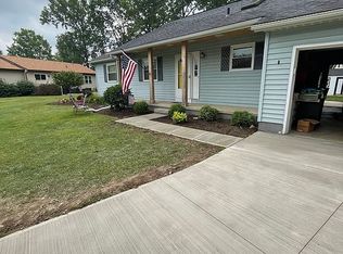 1096 Rutgers Ct, Painesville, OH 44077