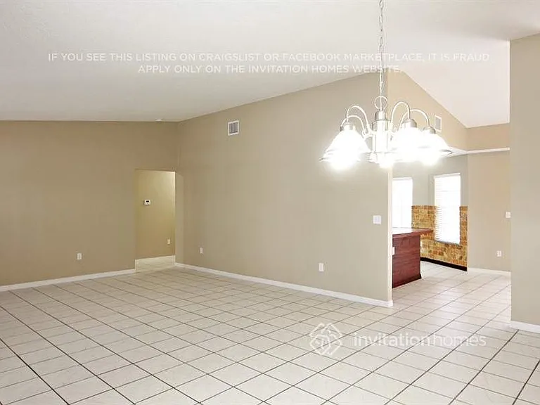 17111 SW 153rd Pl — Photo 4