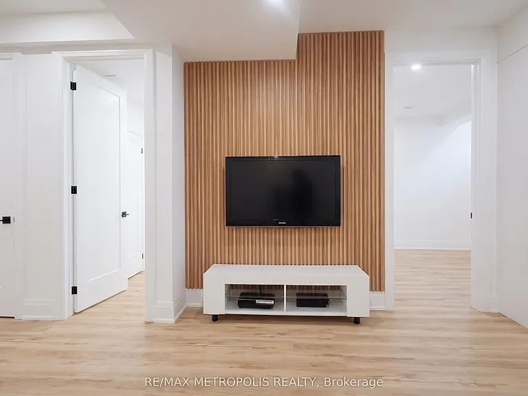 129 Silk Twist Dr — Photo 2