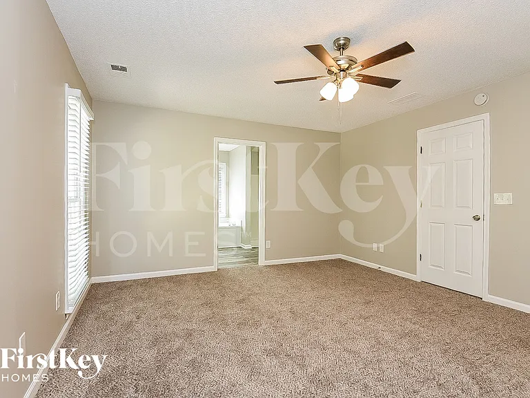 2606 Loring Rd NW — Photo 12