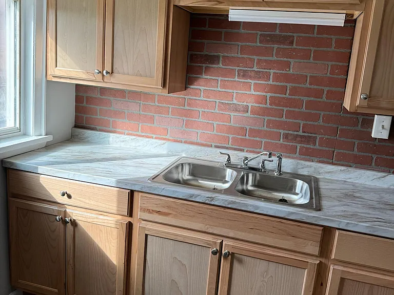 124 Wilson St — Photo 10