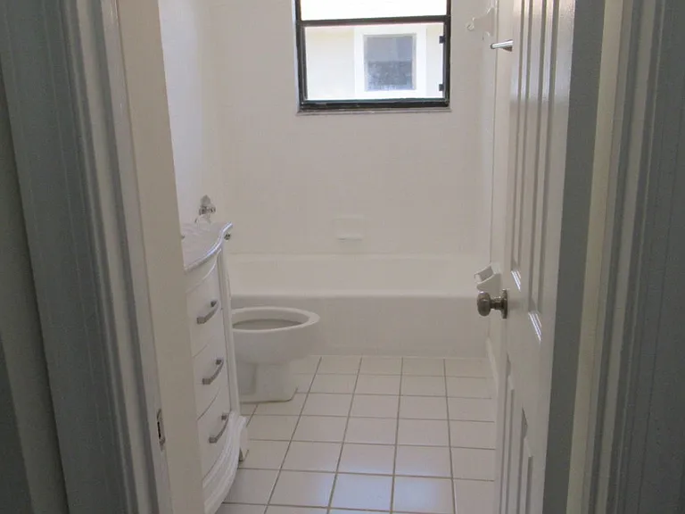 810 Park Pl — Photo 22