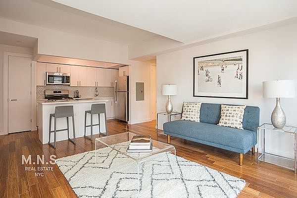 1st image of 27 Albany Ave APT 703