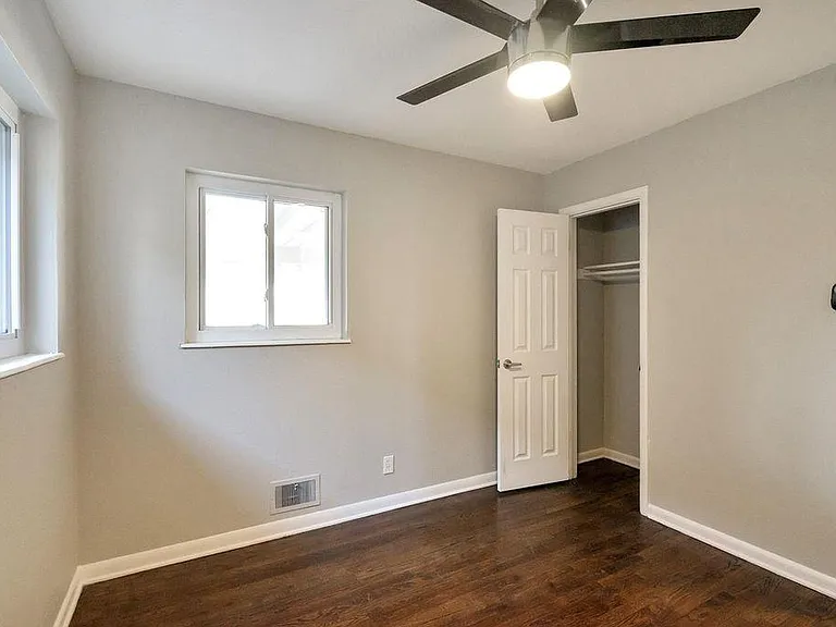 3525 N Glencoe St — Photo 5