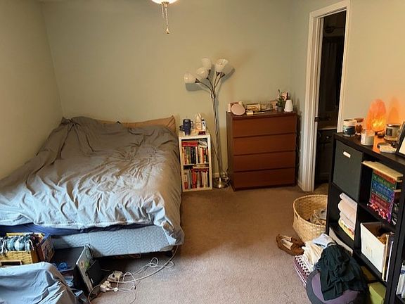 4th image of 827 Galen Dr