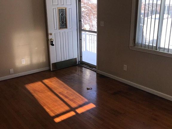 Living Room W/Hardwood Floors
