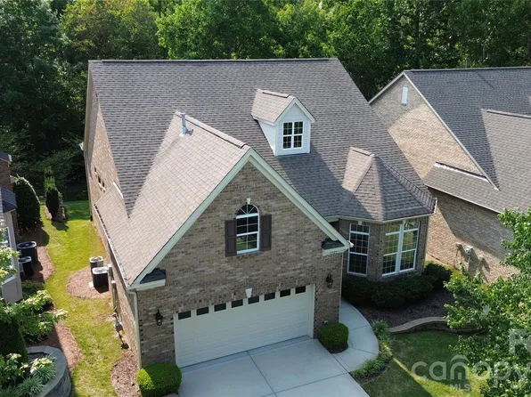 1325 Winged Foot Dr, Denver, NC 28037