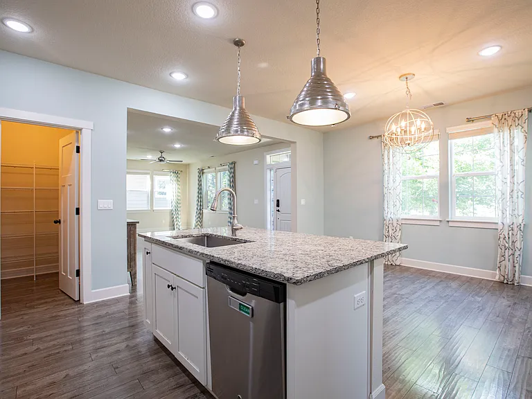 5278 SE Lone Oak St — Photo 8