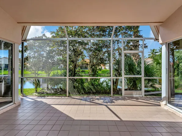 108 Egret Circle, Greenacres, FL 33413