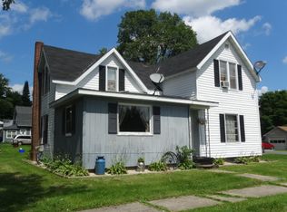 220 E Penn St, La Farge, WI 54639