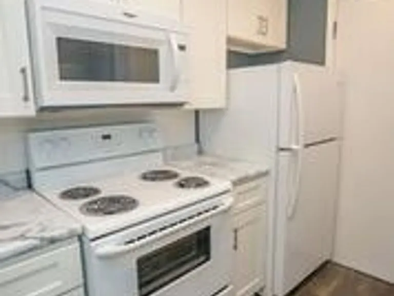 5850 W 130th St #104 — Photo 13