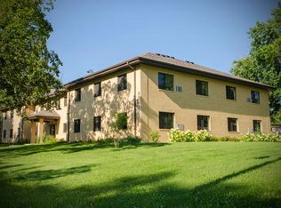 165 N Tratt St #102, Whitewater, WI