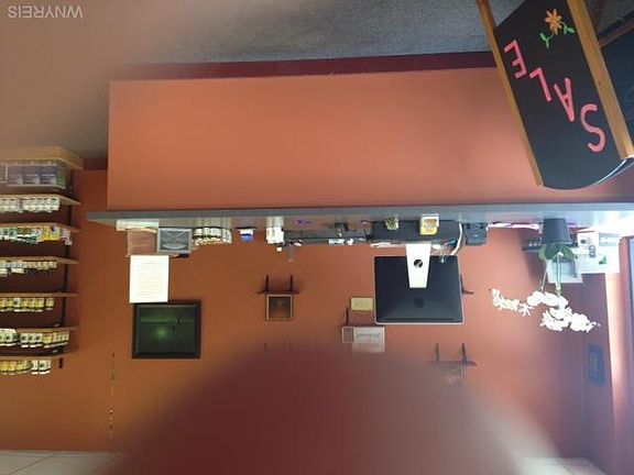 3rd image of 87 Lake St