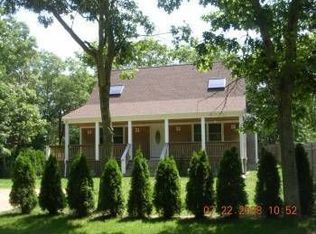 49 7th St N, Edgartown, MA 02539