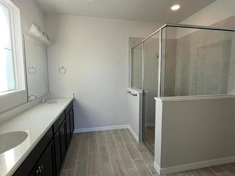 2609 Pangea Cir — Photo 8