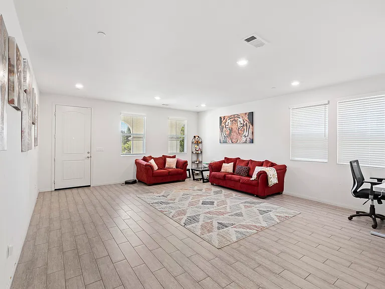 13049 Moonstone Pl — Photo 6