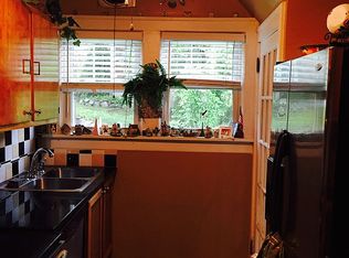 19 Lakeside Dr, Parsippany, NJ 07005