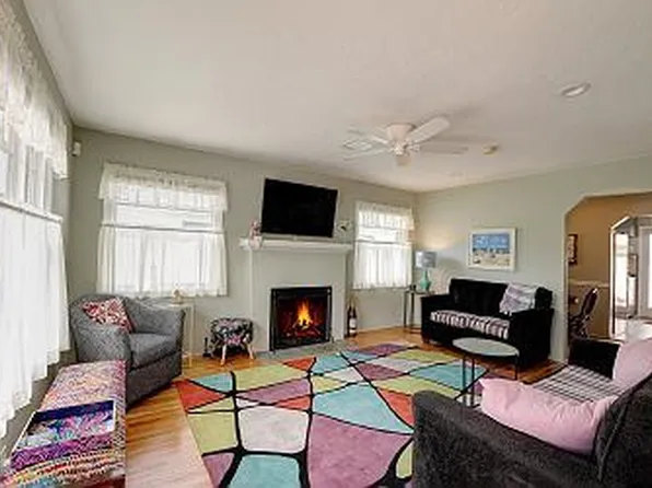 332 Esparto Ave, Pismo Beach, CA 93449
