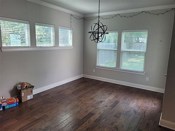 5th image of 2805 W Bewick St