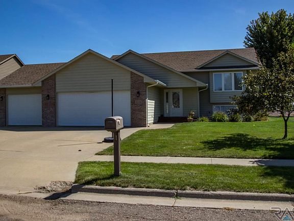 4th image of 2128 E Briar Den Ct