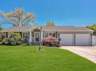 34 Helena Ave, Bethpage, NY 11714