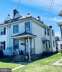 1145 Chambers St, Trenton, NJ, 08610