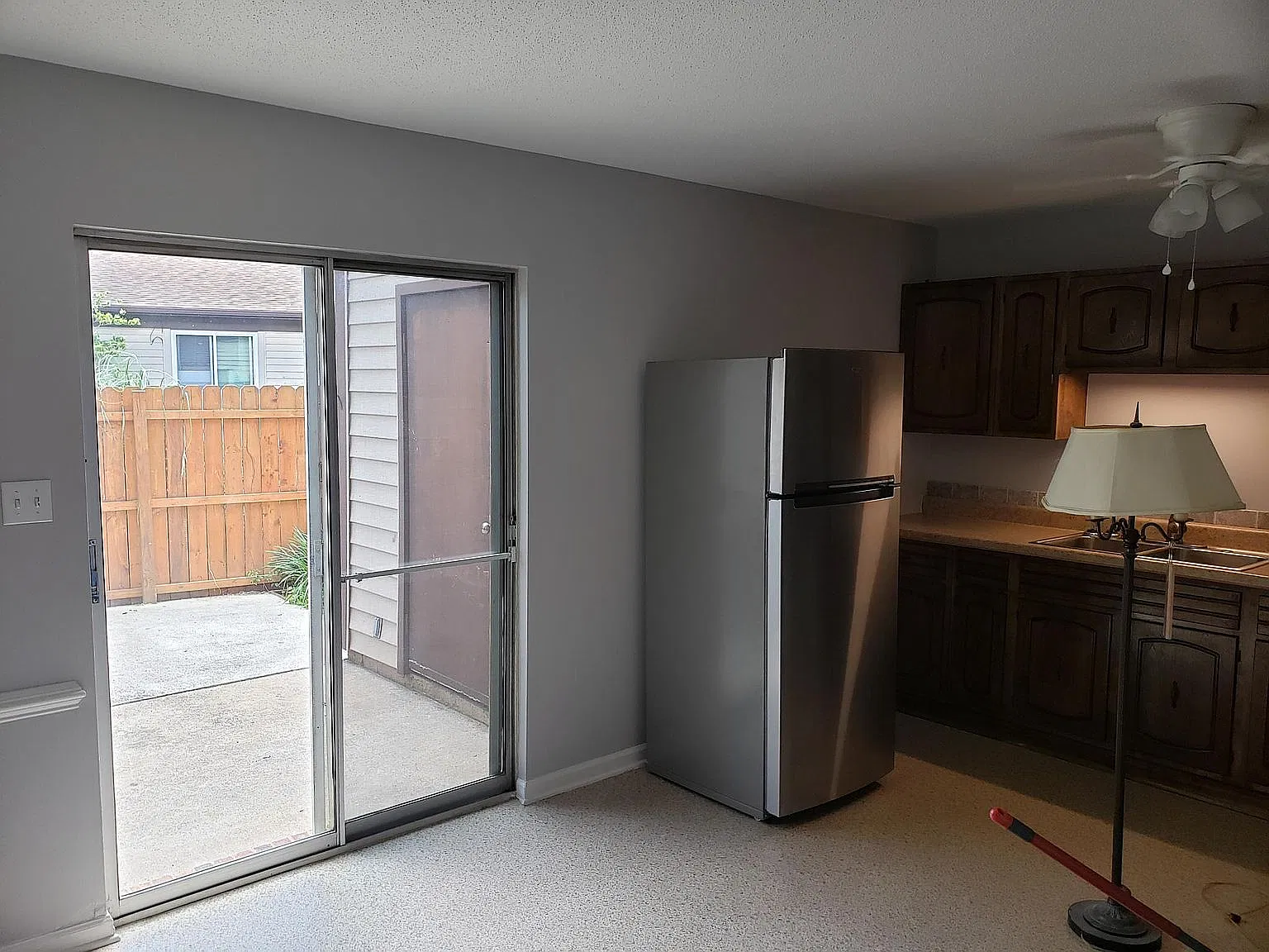 2 bed, 1170 sqft, $1,100 — Photo 1