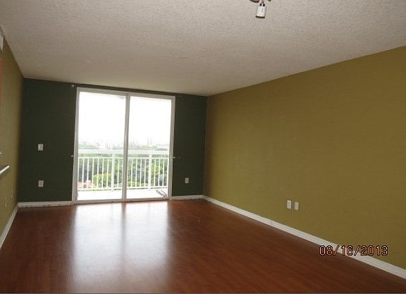 2nd image of 816 NW 11th St APT 1010