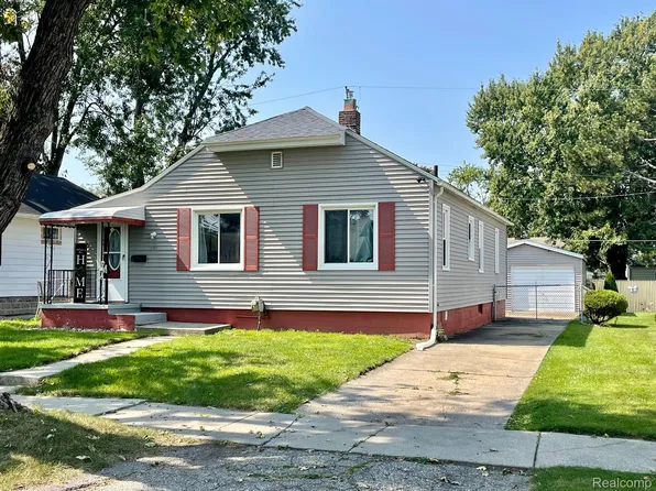 3300 Menominee St, Burton, MI 48529